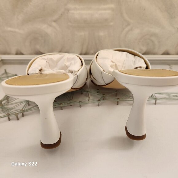 Michael Kors Clara Mule Leather Sandals Optic White Size 6. NIB. - Picture 8 of 11